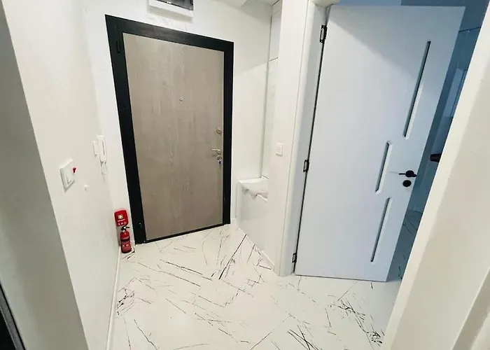 Hidden Treasure Warna