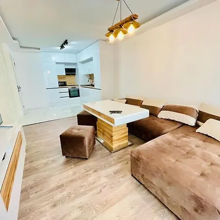 Hidden Treasure וארנה