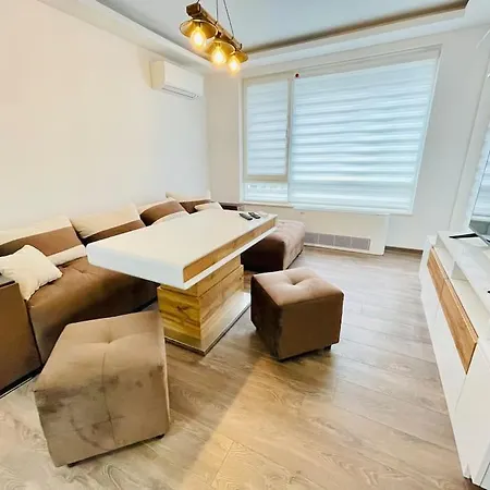 דירה Hidden Treasure *